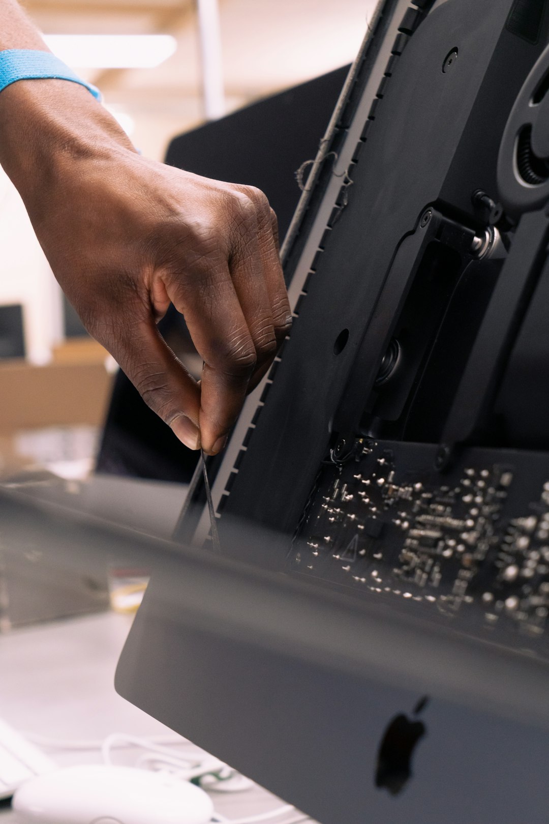 Revendo Repair Service Apple iMac